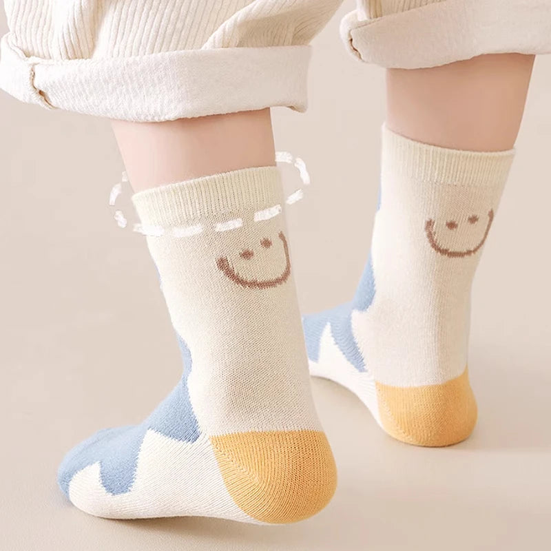 5 Pairs Cotton Solid Kids Boys Half Socks Letter Smiling Pattern Comfotable Sweat Absorbing Elastic Socks for Children Girls