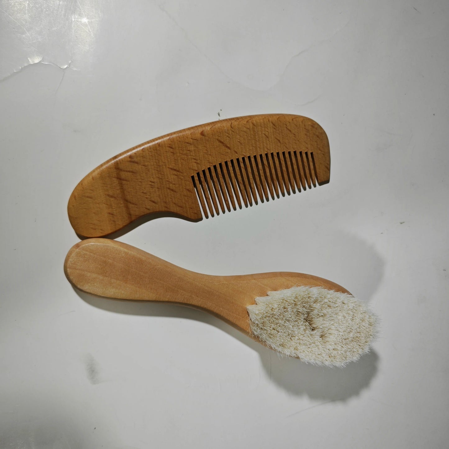 2pcs Wooden Baby Hair Brush Comb Soft Baby Bath Brush Clean Hair Body Gentlely Baby Protect Shower Baby Wash Care Tool