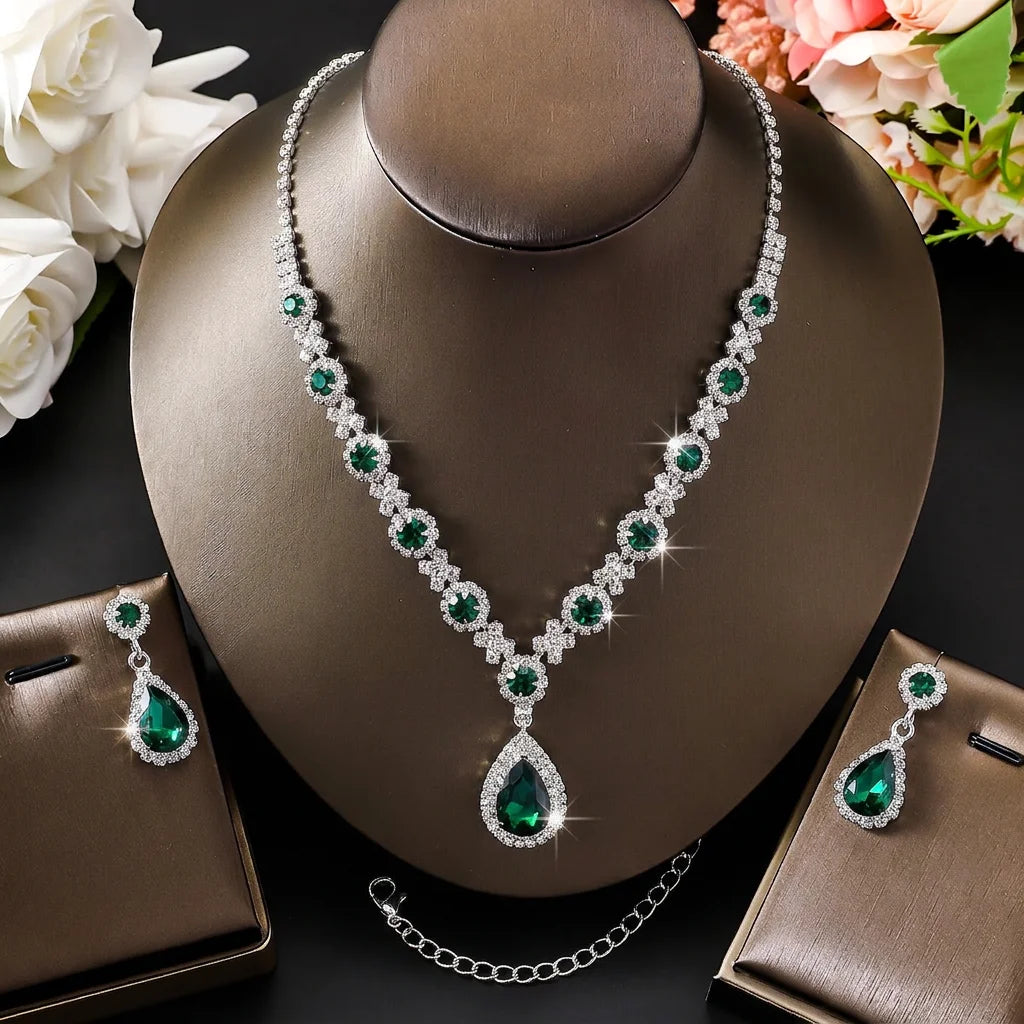 Simple and atmospheric water droplet necklace earrings two-piece set as a surprise birthday gift for girlfriend and best friend