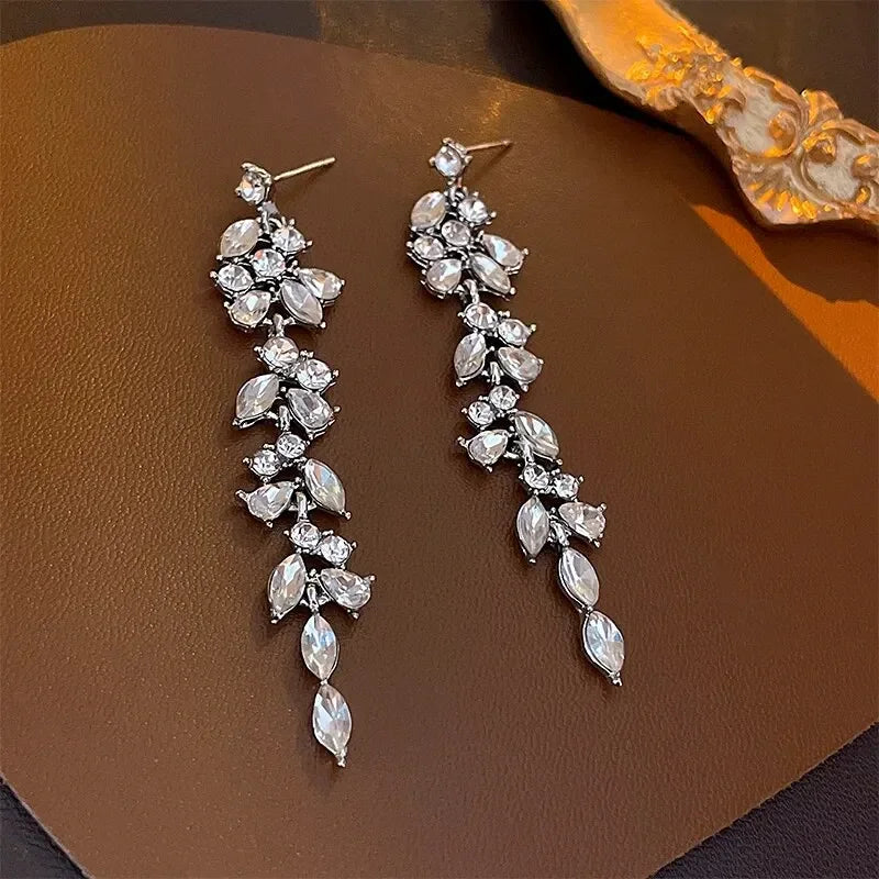 Long Tassel Rhinestones Chains Ear Line Drop Earrings for Women Gold Color Delicate Dangle Earring Hanging Charm Fashion Jewelry
