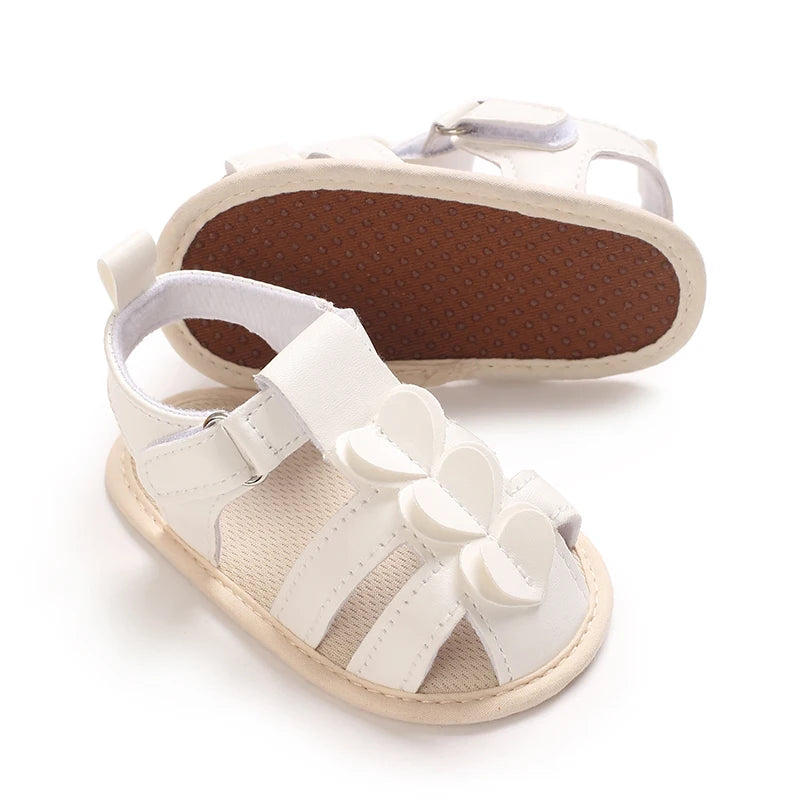 Princess summer sandals with floral/heart-shaped/bow decorations on baby shoelaces, suitable for girls to wear with soft soles