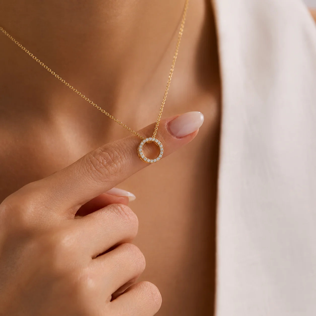 A Variety of Exquisite Gold Pendant Necklaces, Women's Necklaces, Popular Jewelry, and Fashionable Necklaces.Jewelry Gifts