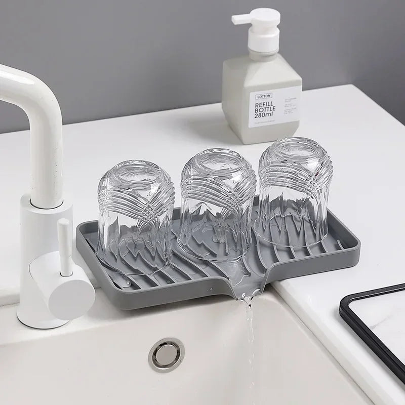 1-Pack Silicone Drain Soap Box Kitchen Bathroom Anti-slip Sink Tray Creative Washing Table Soap Tray Free Punch Drain Rack