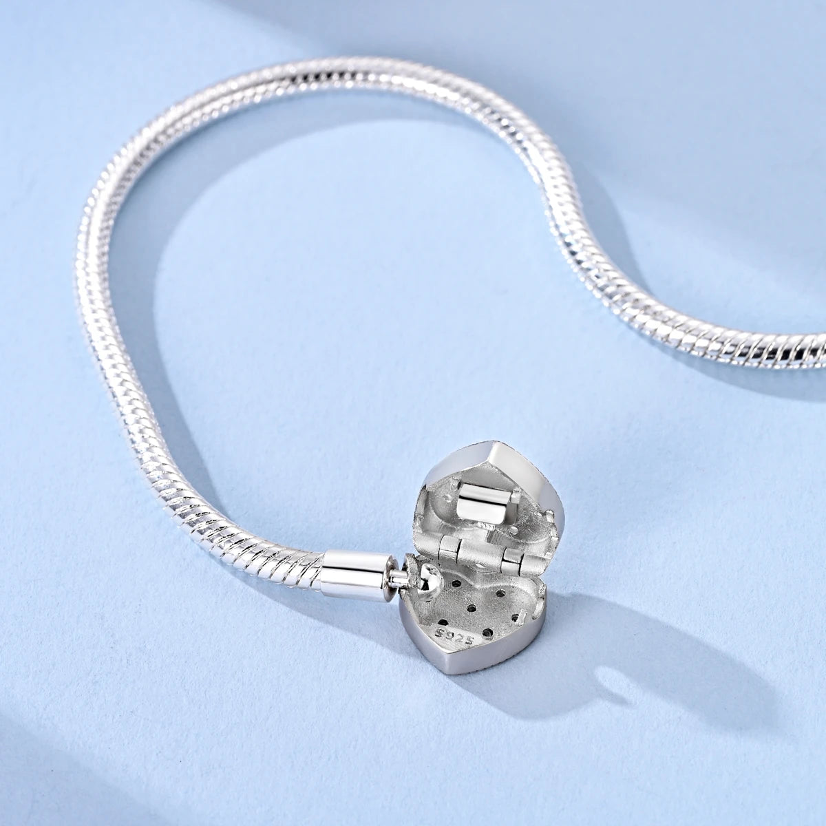 New 925 Sterling Silver Heart Shaped Zircon Snake Bone Bracelet For Women Fashion Birthday Jewelry Gift