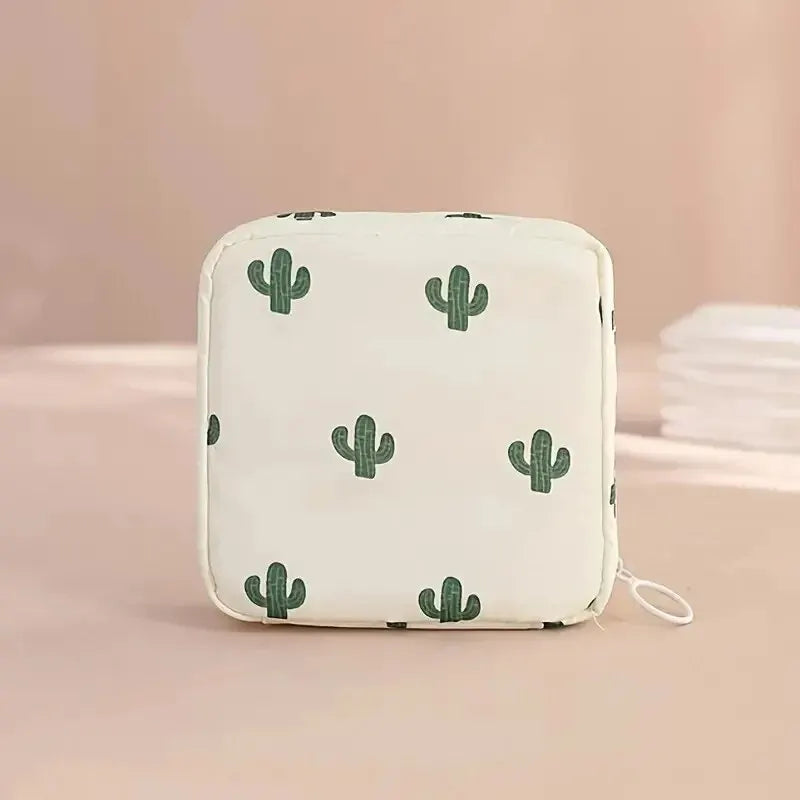 Cute cartoon sanitary pad storage bag for girls' menstrual period, portable aunt bag, sanitary pad storage, large capacity small