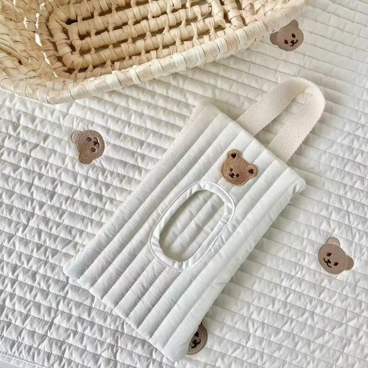 Portable Baby Tissue Box Wet Wipes Case Flip Cover Car Stroller Hanging Bag Paper Holder Storage Removable Napkin Storage Box