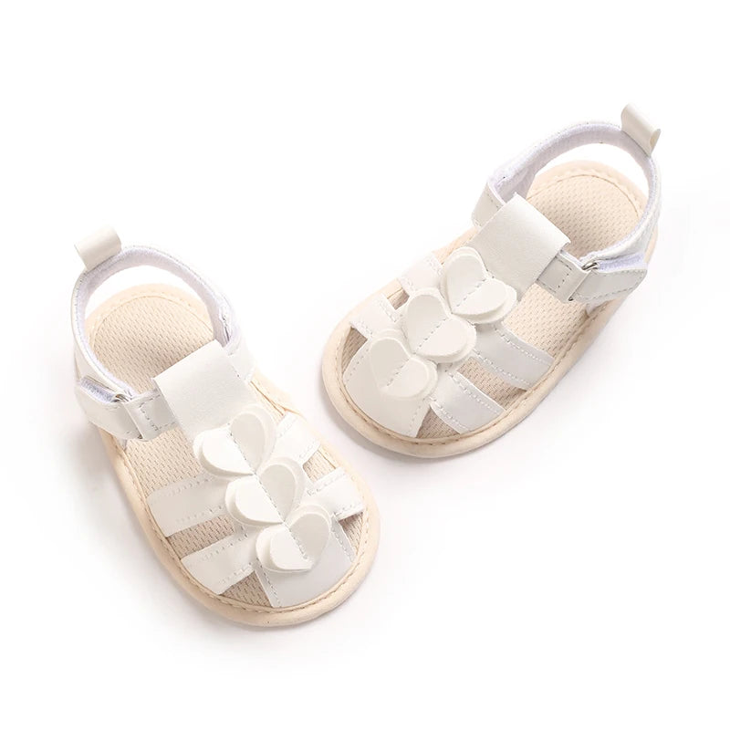 Princess summer sandals with floral/heart-shaped/bow decorations on baby shoelaces, suitable for girls to wear with soft soles