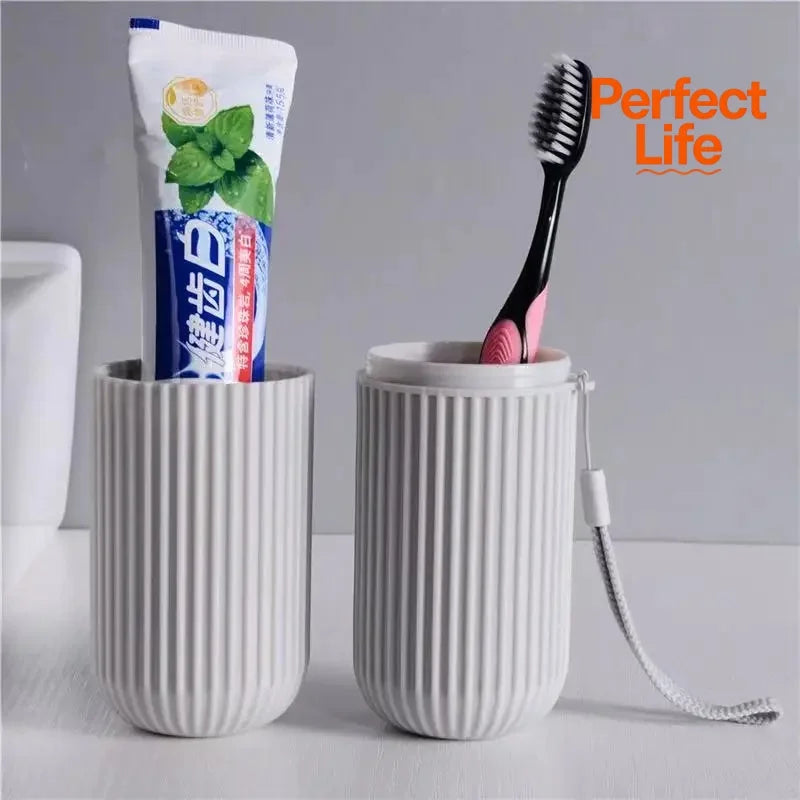 1/4Pcs Travel Camping Storage Box Organizer Travel Toiletries Storage Cup New Creat table Toothbrush Protect Holder Cup Case