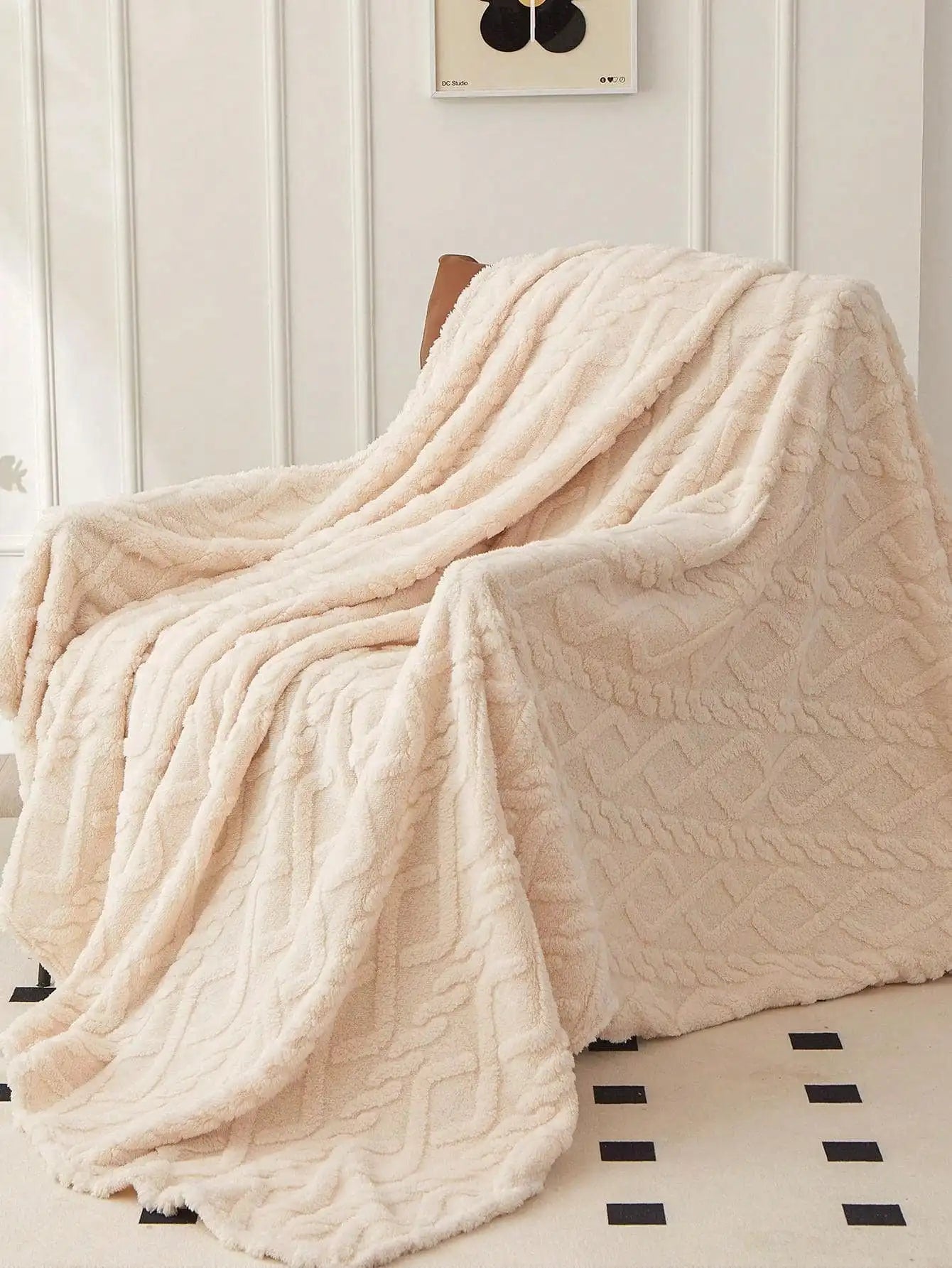 1pc Single-Layer Coral Fleece Blanket, Lightweight & Multi-Purpose Blanket Bed Cover,For Living Room Sofa Cover, Nap Blanket
